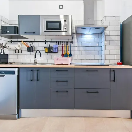 Apartman Ocean Waves 1 *