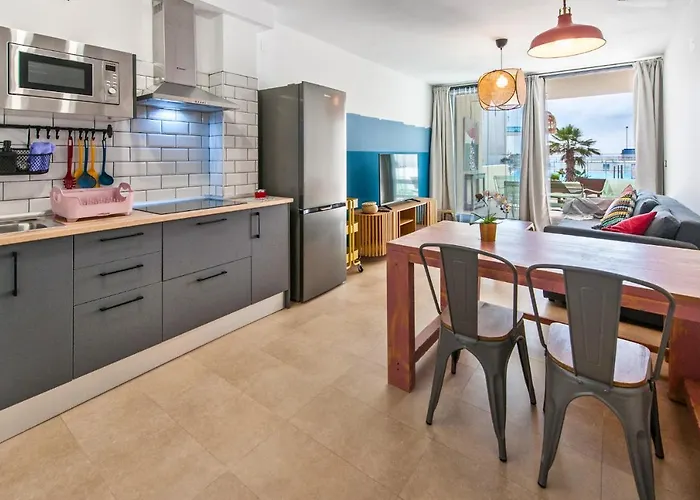 Ocean Waves 1 Cotillo