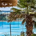 Ocean Waves 1 Cotillo